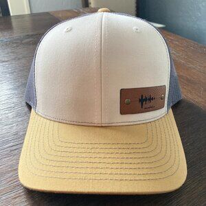 Come And Take It Soundwave Beige/Gray/Amber Snapback Trucker Hat